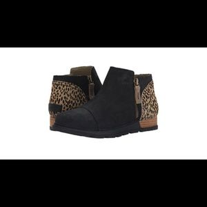 Sorel leopard bootie